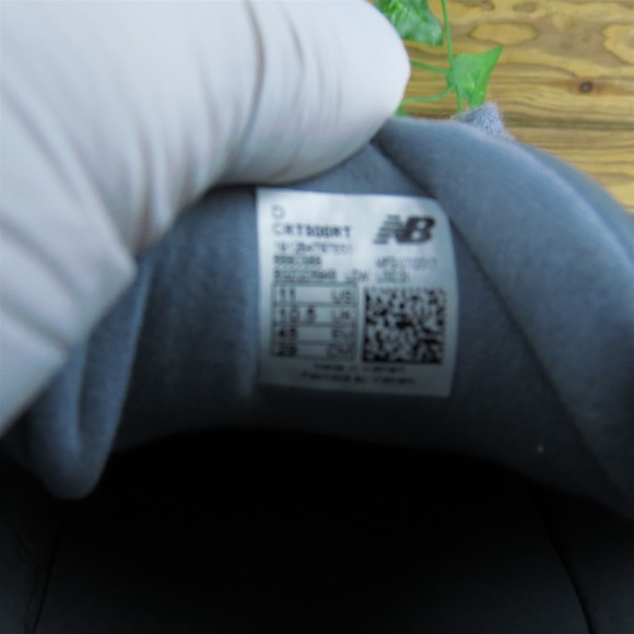 New Balance Reengineered Men Sneaker Shoes Gray Fabric Lace Up Size 11 Medium - Picture 7 of 10